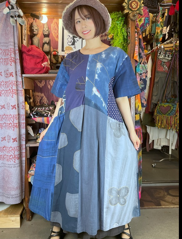 藍染　ろうけつ染め　刺し子パッチワークロングワンピース　ハンドメイド 刺し子🪡 藍色系古布のパッチワークエプロンを作る 手作り大好き